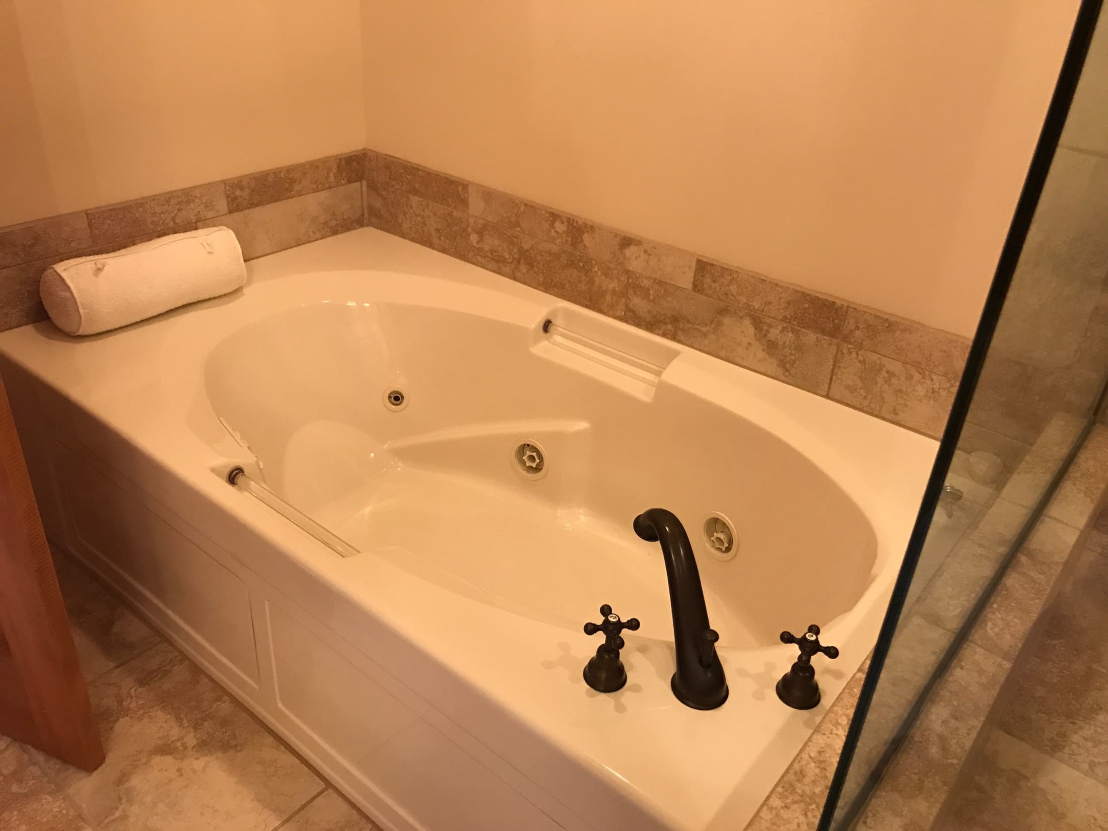 Bathrooms at 139 Mountain Springs Way — photo 5