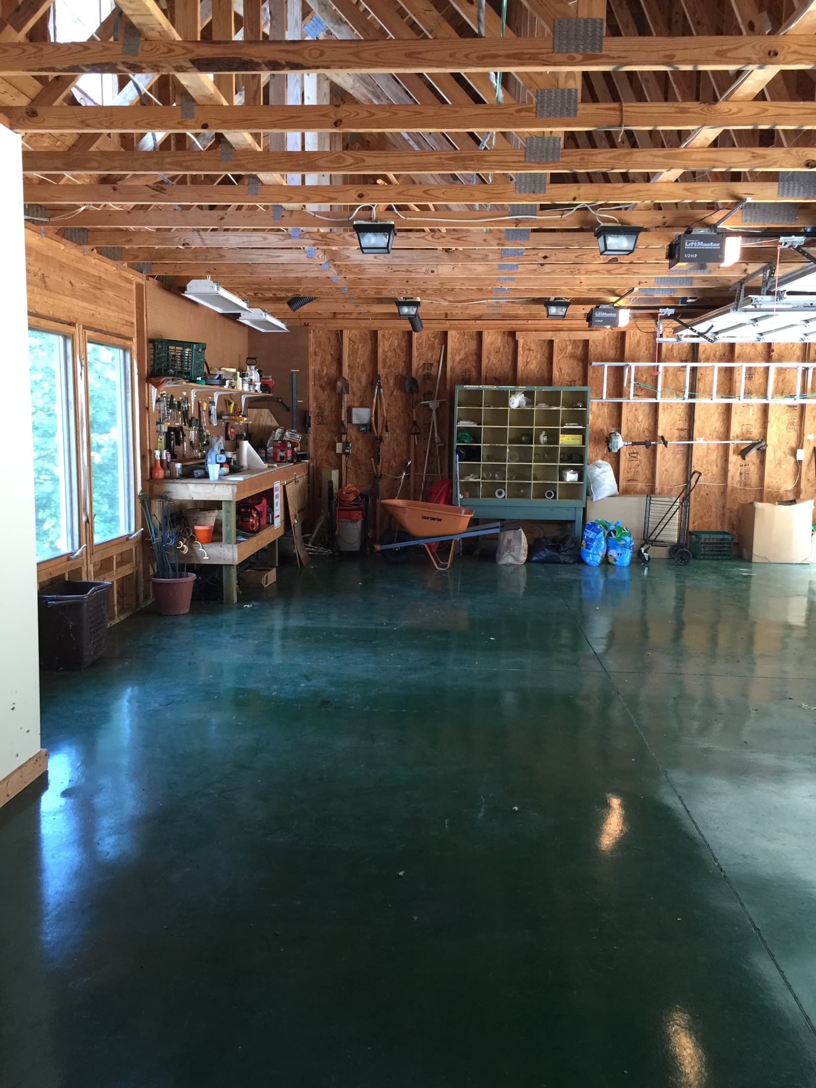 Workshop at 139 Mountain Springs Way — photo 1