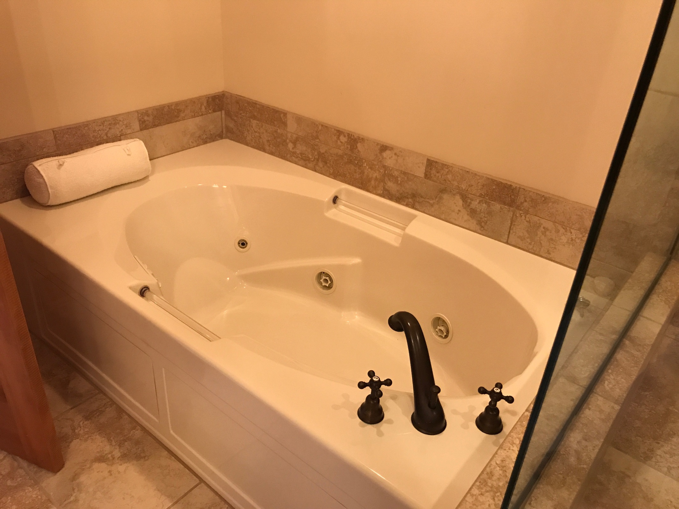Bathrooms at 139 Mountain Springs Way — photo 5