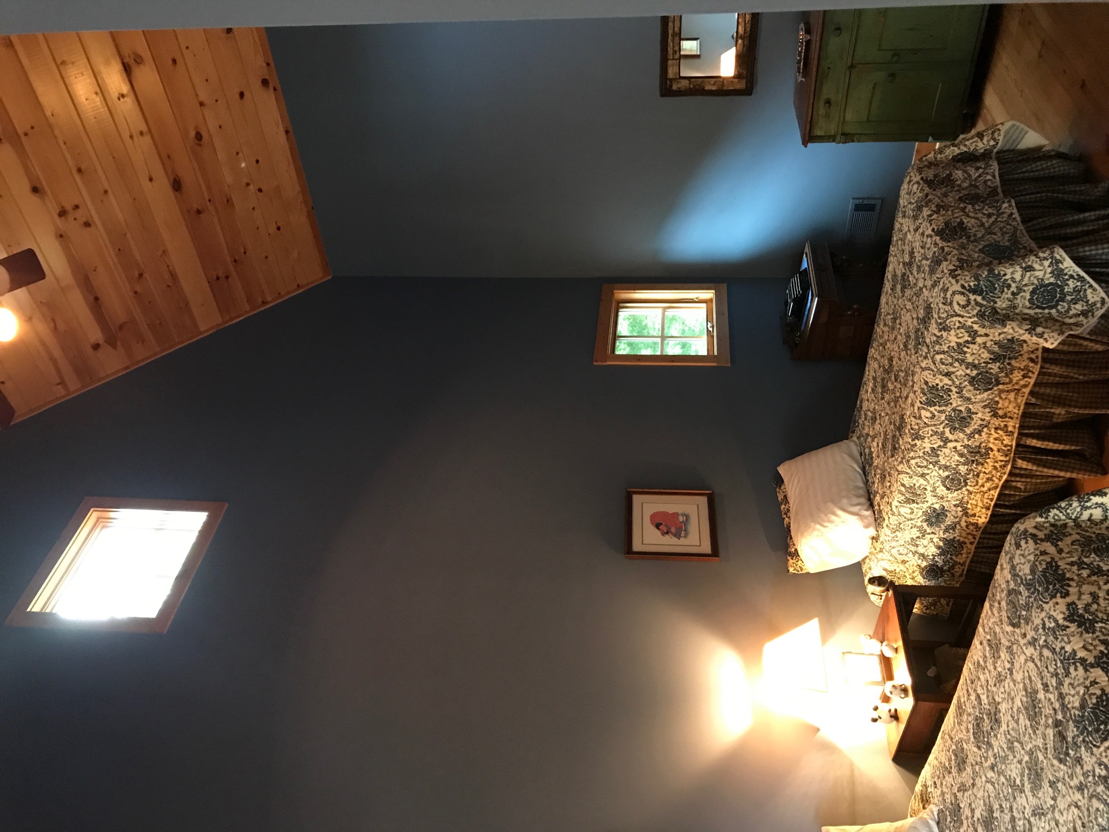 Dining Areas at 139 Mountain Springs Way — photo 2