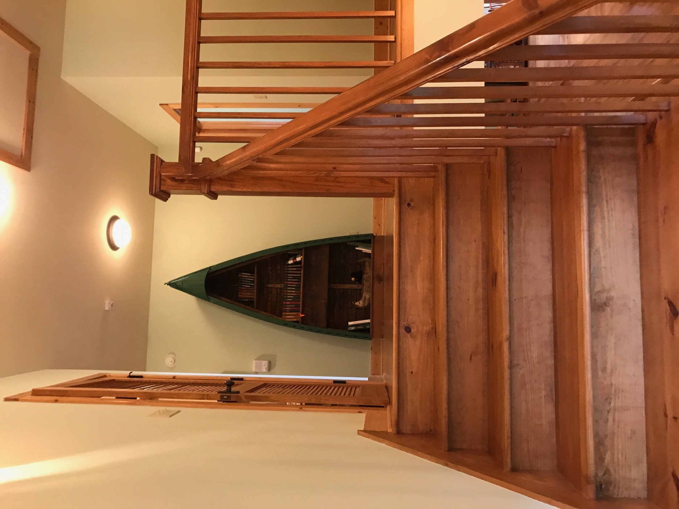 Foyer & Hallways at 139 Mountain Springs Way — photo 4