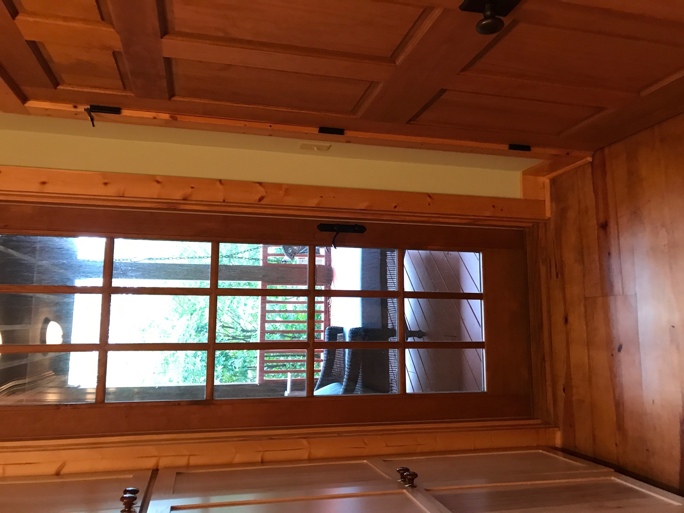 Foyer & Hallways at 139 Mountain Springs Way — photo 6