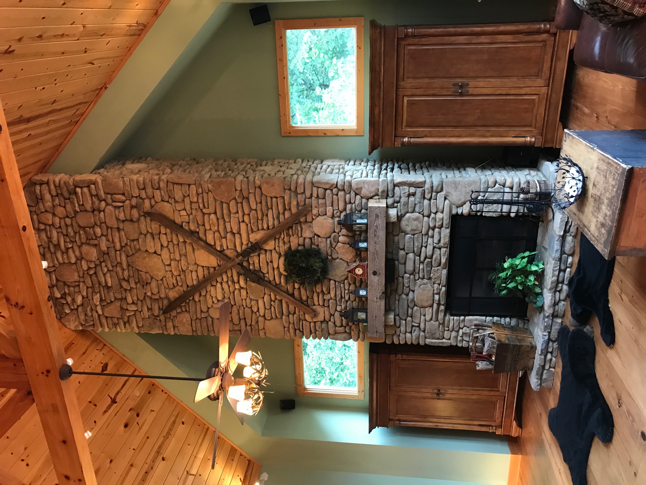 Great Room at 139 Mountain Springs Way — photo 3