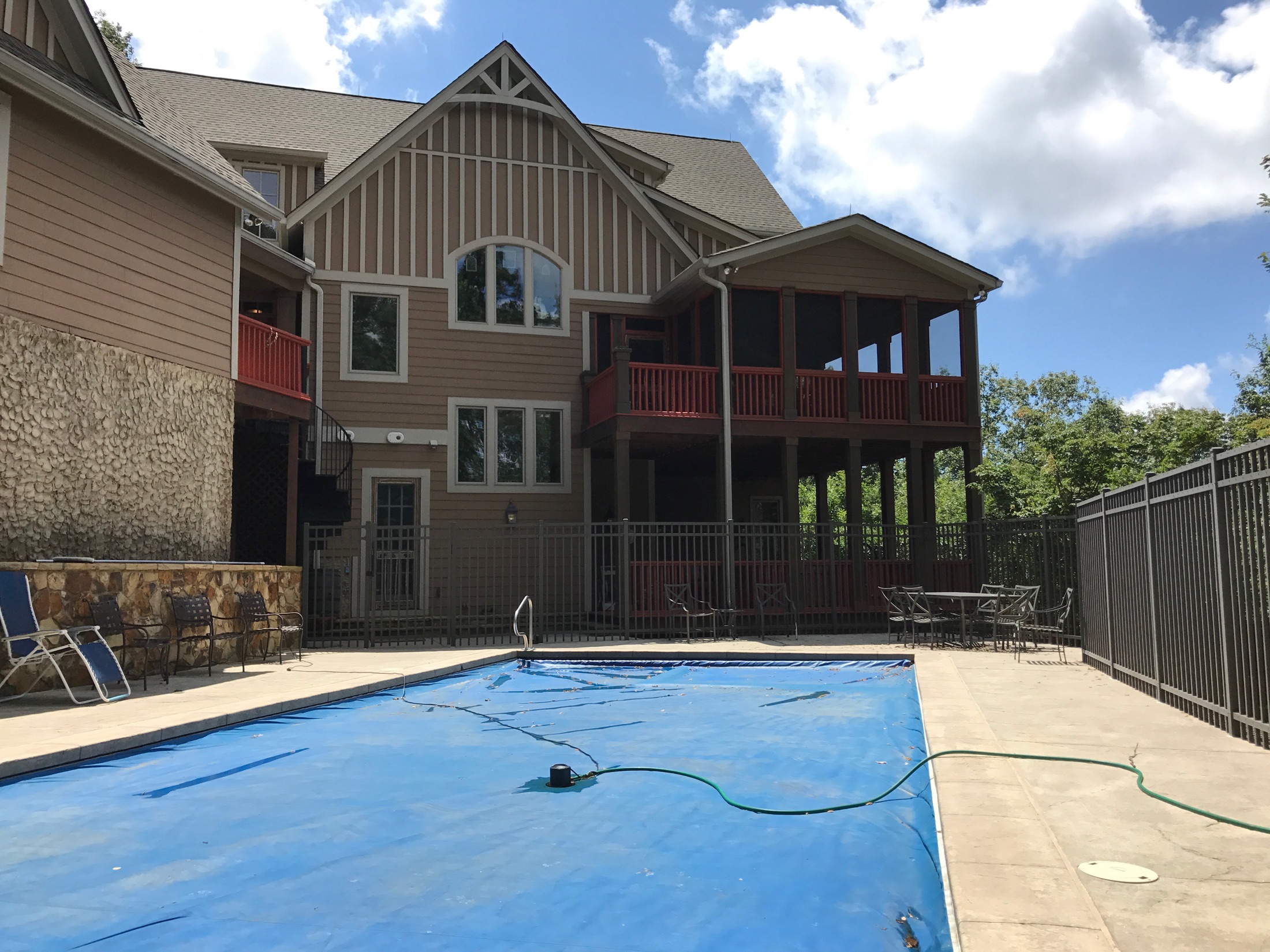 Private swimming pool